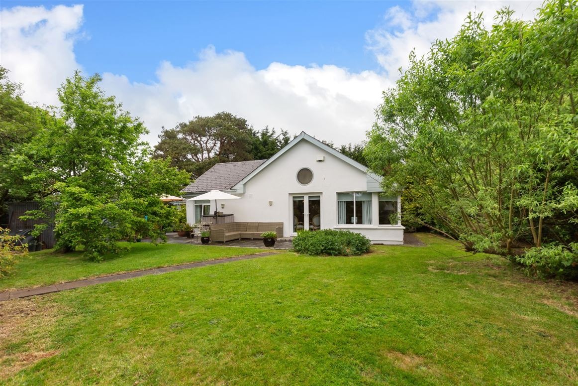 5 Bed Detached House