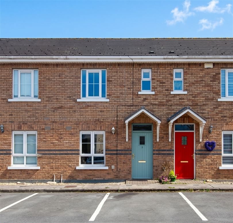 3 Bed Semi-Detached House