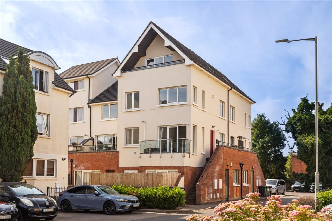 3 Bed Semi-Detached House